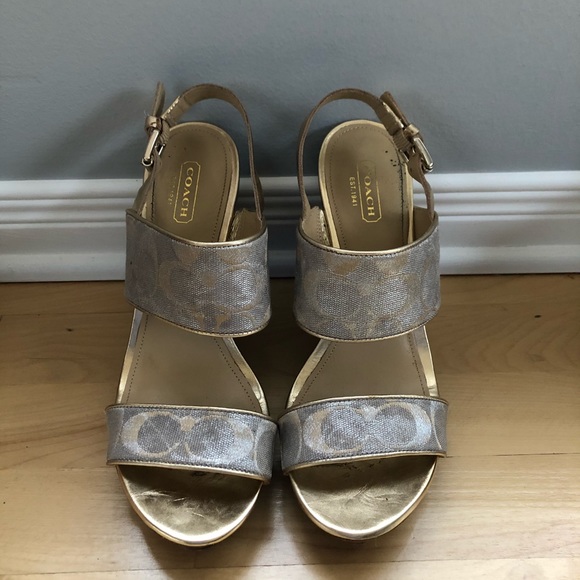 Coach classy wedges - Picture 1 of 4
